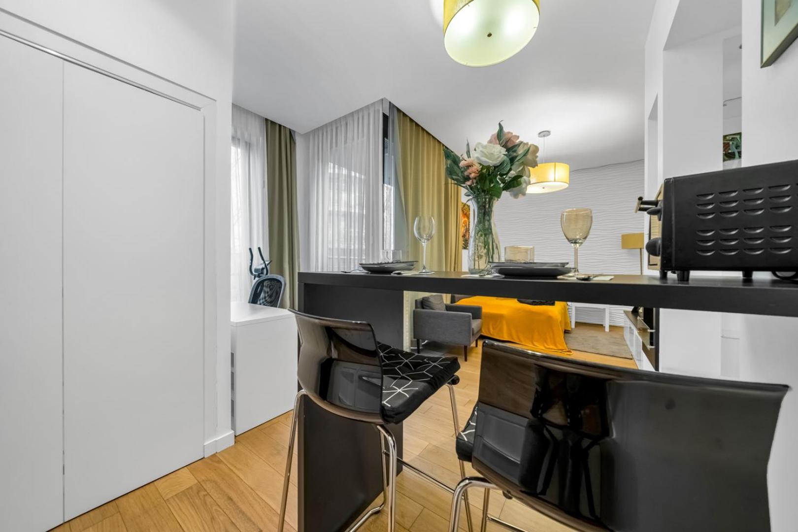 Downtown - Terrace, Location - By Rentujemy Apartament